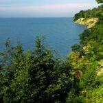 why is lake erie so dangerous for ships